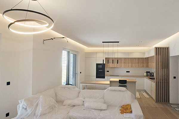 Családi házak és lakások teljes körű villanyszerelése